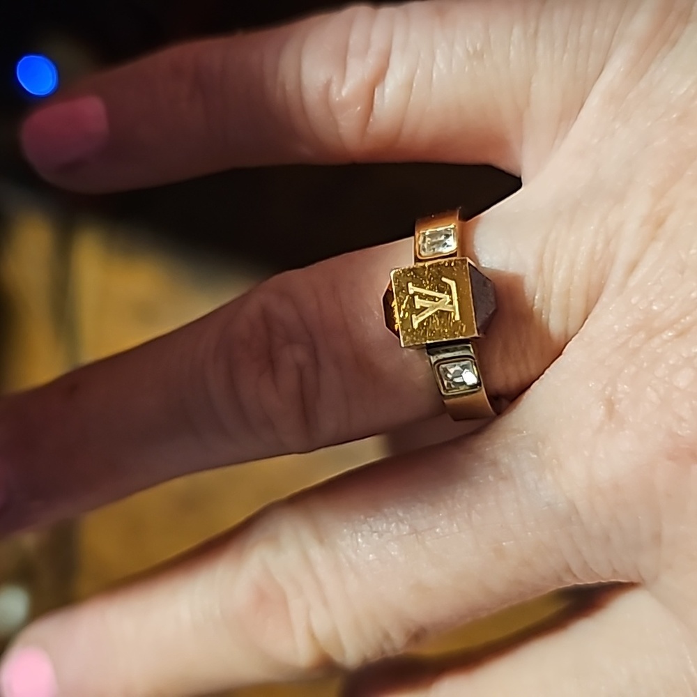 Ring
